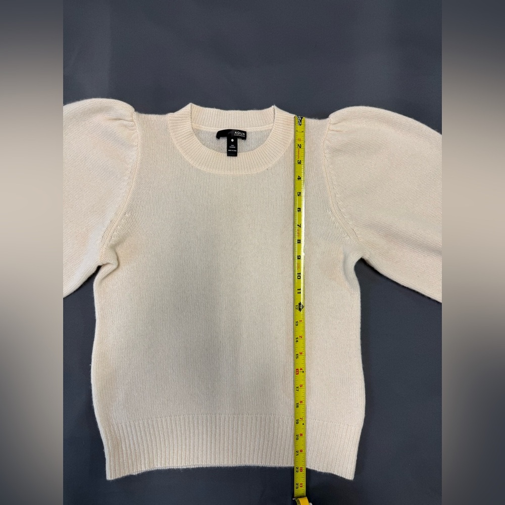 AQUA Cashmere
Puff-Sleeve Cashmere Sweater , size XS - Picture 8 of 12